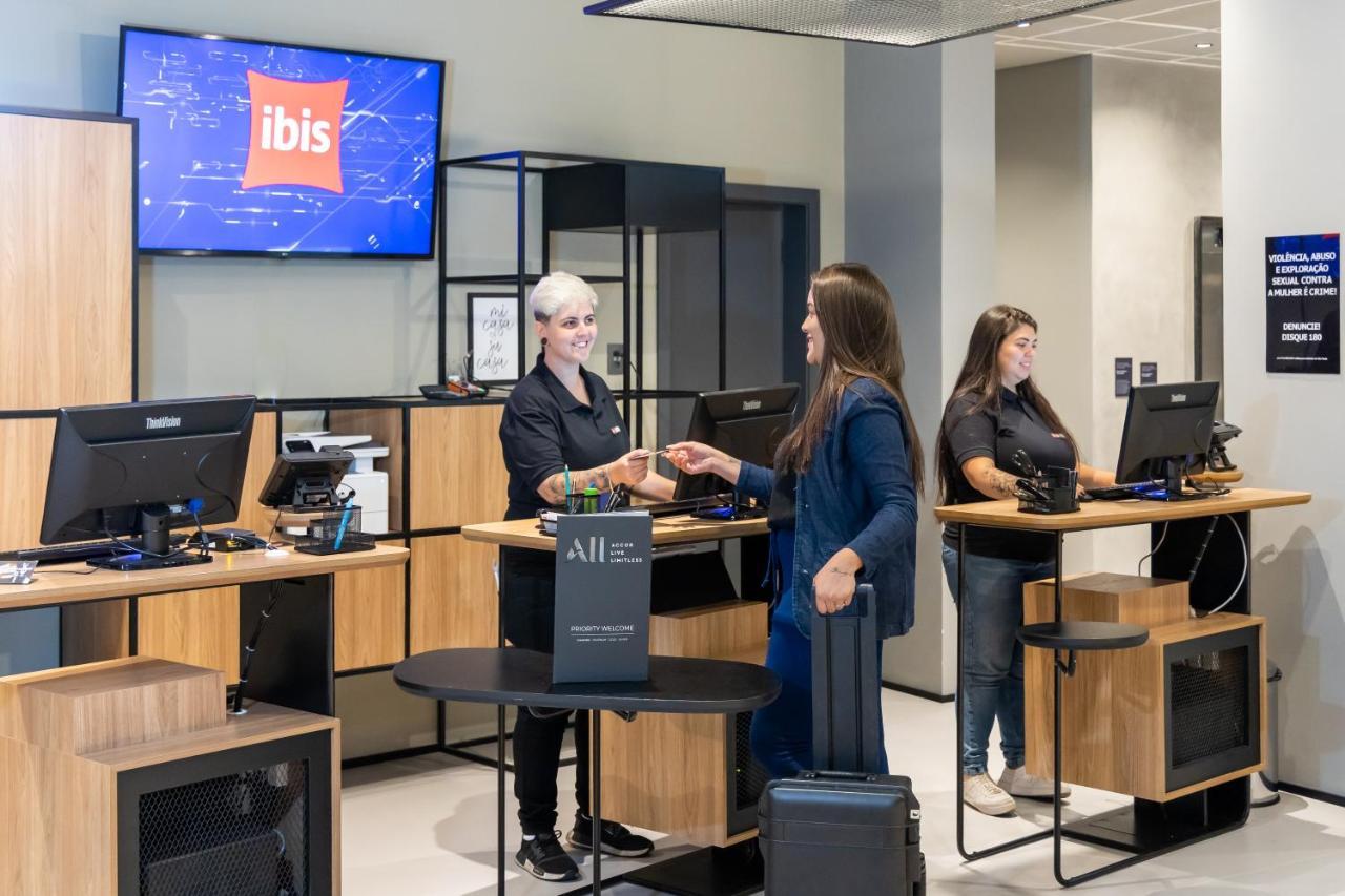 Ibis Aruja Hotel Eksteriør billede