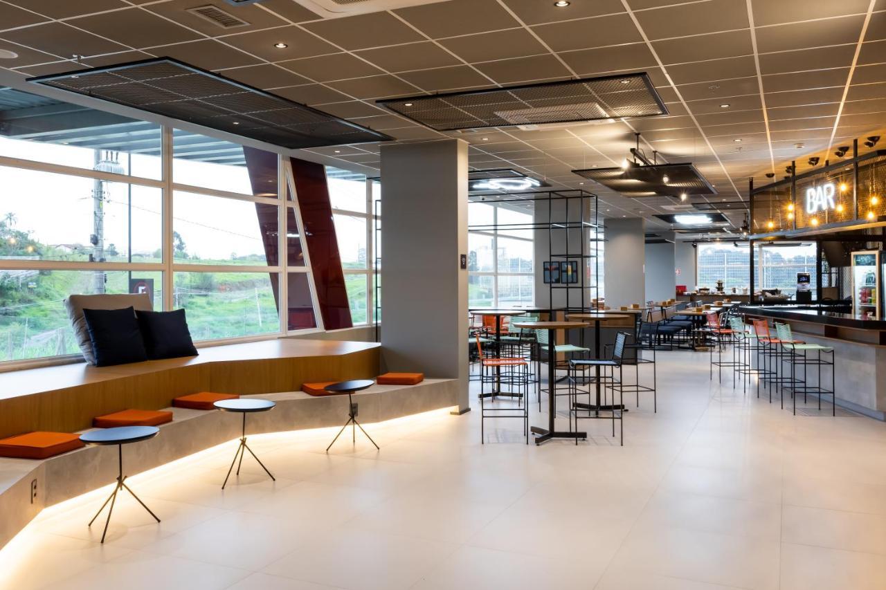 Ibis Aruja Hotel Eksteriør billede