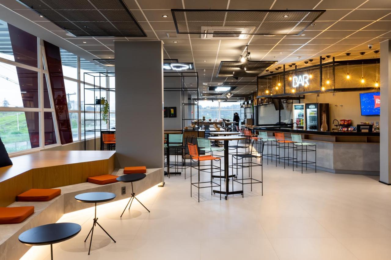 Ibis Aruja Hotel Eksteriør billede